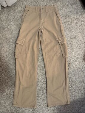 Tan Wide-Leg Cargo Pants with Utility Pockets 24/25